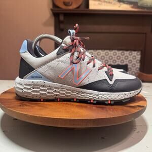New Balance Fresh Foam Crag TR Boys Size 8 Gray Sneaker Shoes